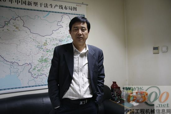 中国水泥行业协会常务副会长兼秘书长孔祥忠
